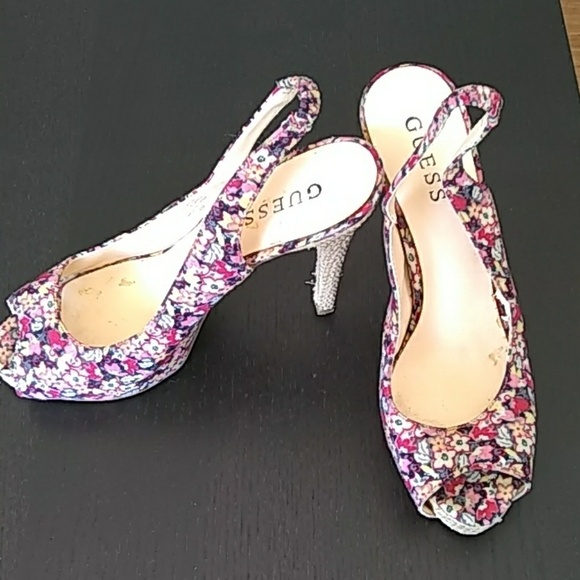 Guess Floral Peep Toe High Heels - Picture 2 of 4